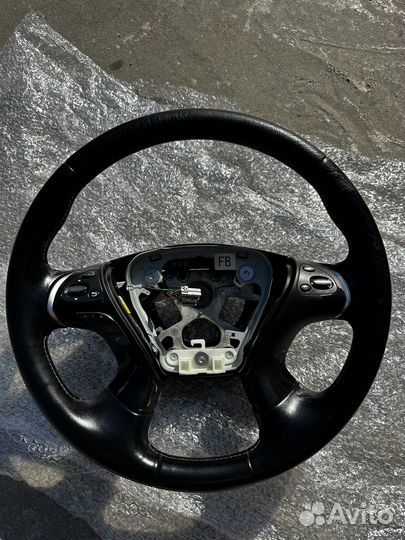 Рулевое колесо от Nissan