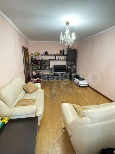 4-к. квартира, 89,6 м², 2/5 эт.