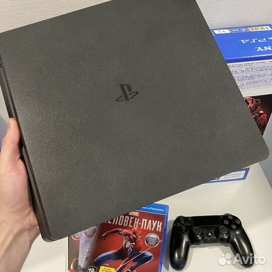 Sony PS4 Slim 1tb CUH-2208B + игры на дисках