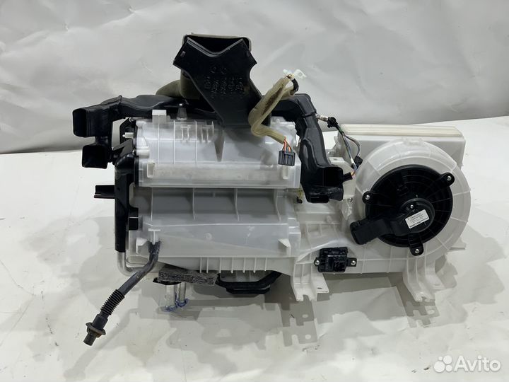 Отопитель салона в сборе Mitsubishi Outlander 3
