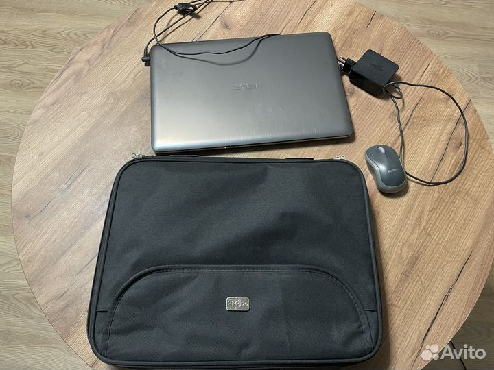 Ноутбук asus K501U