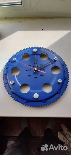 Часы из маховика