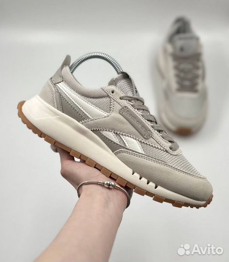 Кроссовки женские Reebok Classic