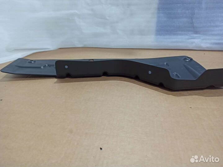 Пыльник двигателя передний правый Шевроле Круз