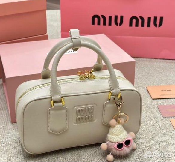 Сумка Miu Miu Arcidie leather багет кросс боди