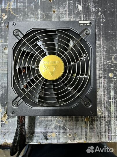 Блок питания Chieftec aps-650CB