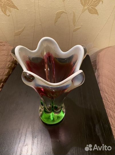 Ваза. Цветное стекло. Богемия. Чехия