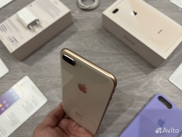 iPhone 8 Plus, 64 ГБ
