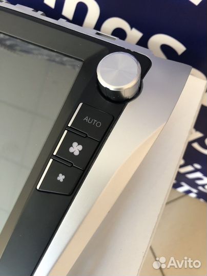 Тесла Toyota Camry v50/55