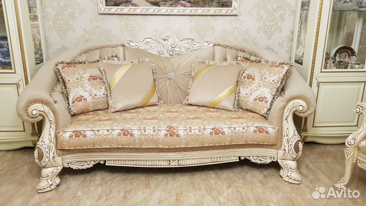 Мягкая мебель. Турция. Натуральное дерево