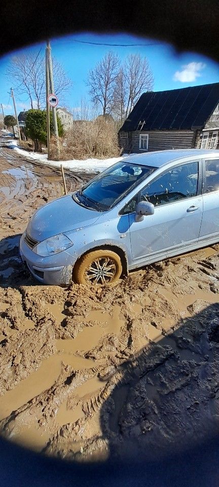 Nissan Tiida: фото владельца