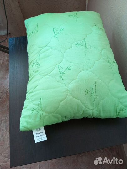 Подушка бамбук новая 2 шт