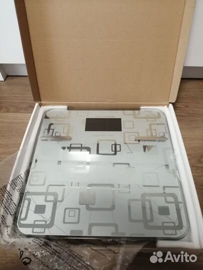 Весы напольные электронные polaris