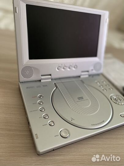 Портативный dvd плеер Elenberg LD - 850