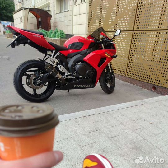 Honda cbr 1000rr