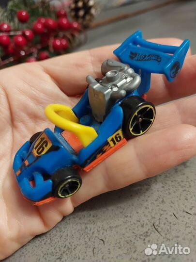 Hot wheels машинки оригинал