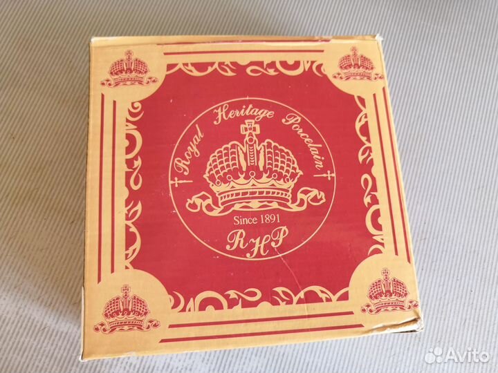 Набор тарелочек (блюдец)