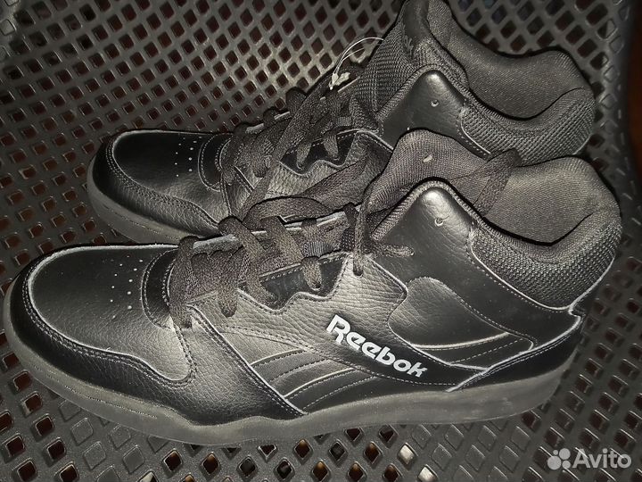 Ботинки Reebok новые