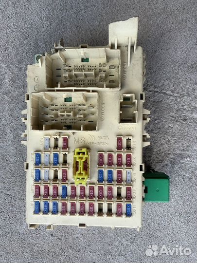 Блок предохранителей Kia Rio 3