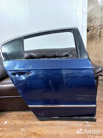 Дверь задняя правая Volkswagen Passat B6