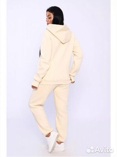 Спортивная форма женская