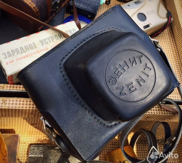 Фотоаппарат Зенит ет резак бачок валики ванночки