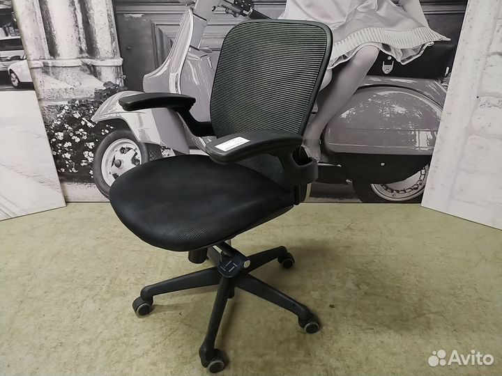 Кресло компьютерное, ткань/сетка б/у 12-313