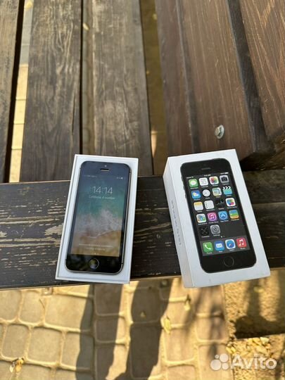 iPhone 5S, 16 ГБ