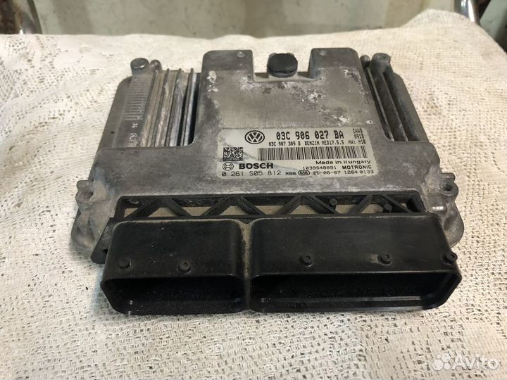 Блок управления двигателем VAG