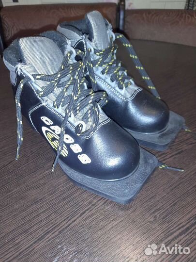 Лыжные ботинки детские 30