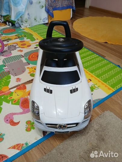 Детский автомобиль