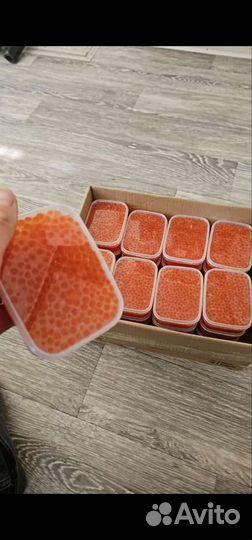 Красная икра кижуча