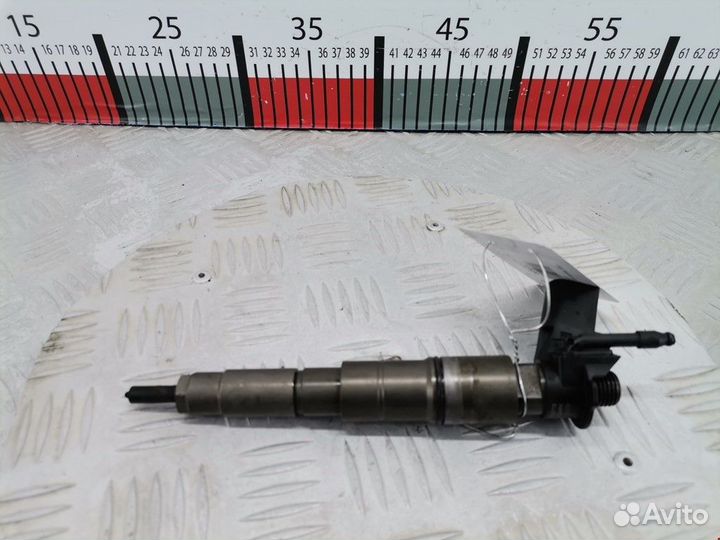 Форсунка BMW 7 E65/E66/E67 рест. 2007 13537792721
