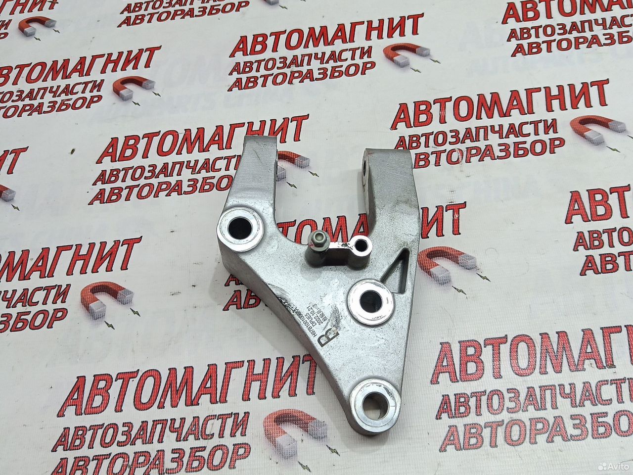 Кронштейн крепления двигателя Voyah Free