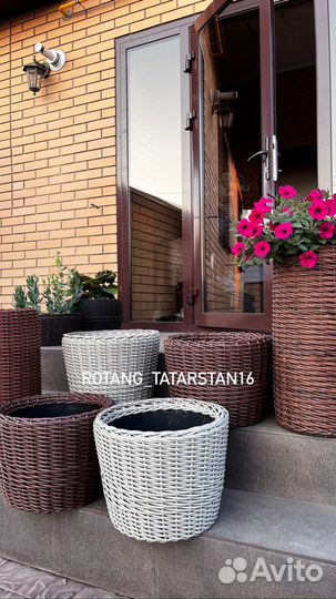 Кашпо для цветов из экоротанга