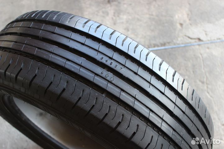 Nokian Tyres Hakka C2 215/60 R17C 104H