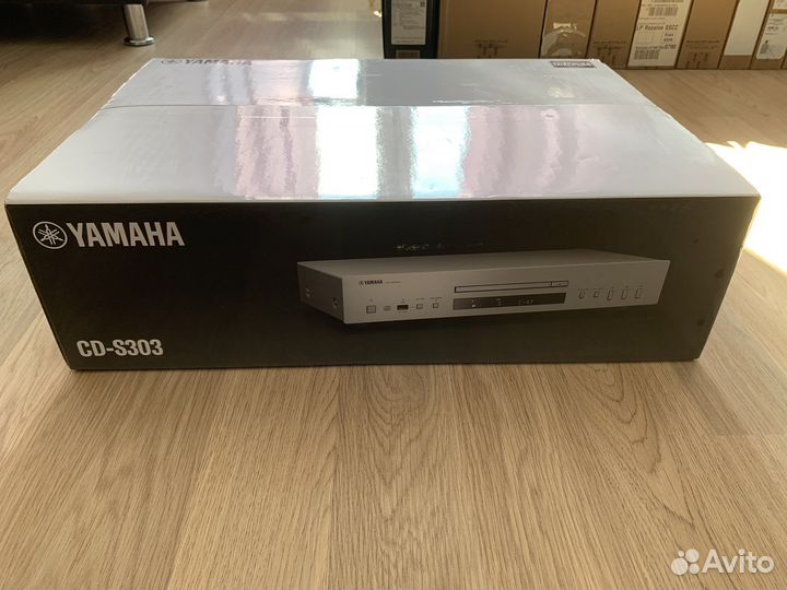 CD проигрыватель Yamaha CD-S303 Серый