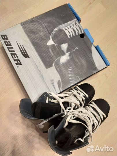 Хоккейные коньки Bauer Impact 100 размер 45