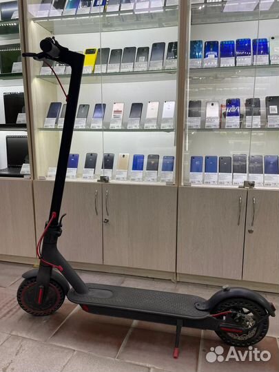 Электросамокат Xiaomi Mijia M365 Pro