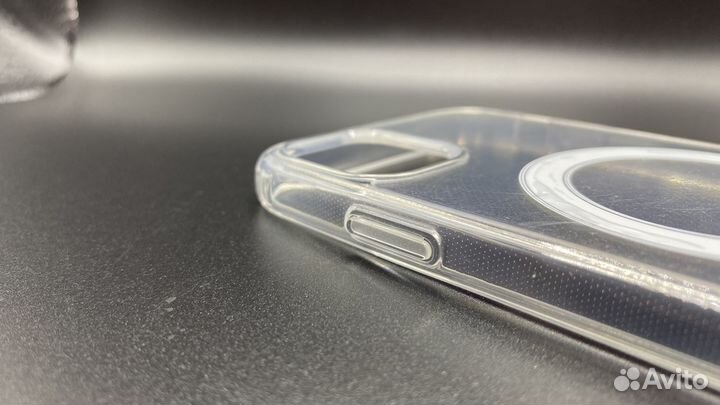 Чехол на iPhone 11 MagSafe