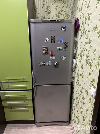 Холодильник бу indesit рабочий