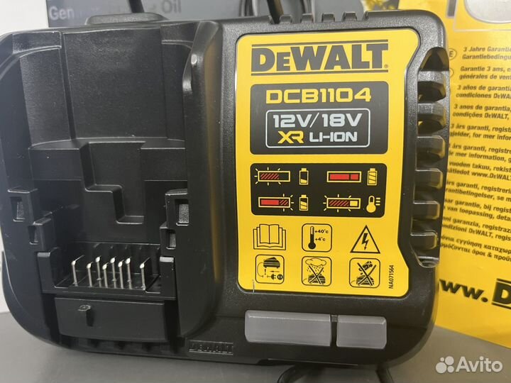 Зарядное устройство DeWalt DCB1104