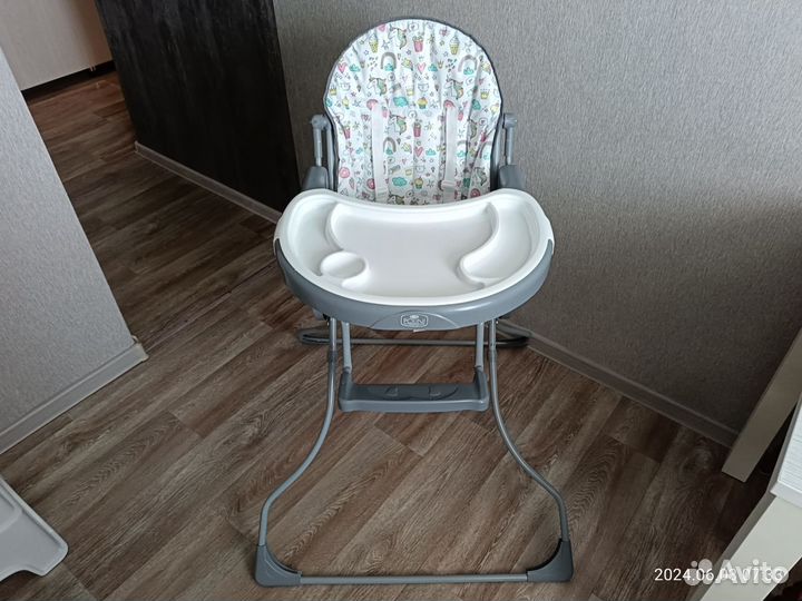 Стульчик для кормления polini