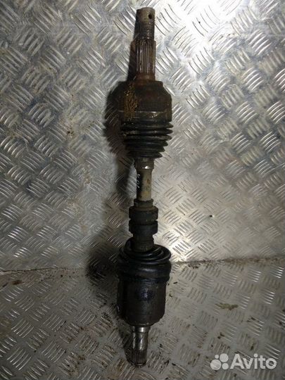 Полуось привода передний левый Renault Koleos HY0