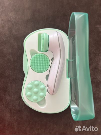 Массажер, аппарат для чистки