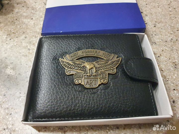 Мужское кожаное портмоне