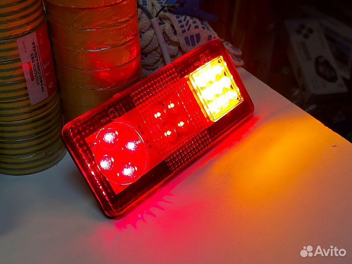 Фонарь задний LED 12v универсальный