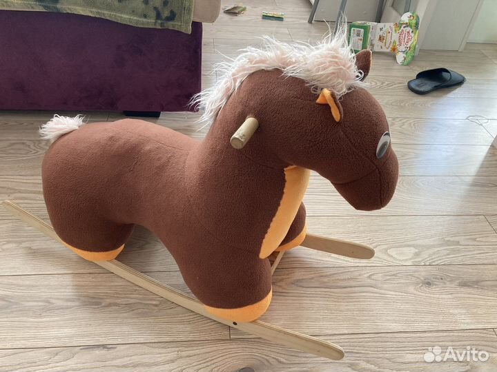 Детская качалка лошадь