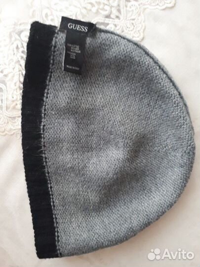 Шапка guess