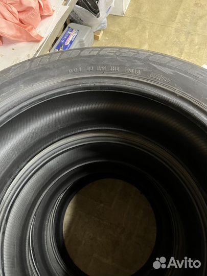 Bridgestone Dueler H/L 33A 235/55 R20 102